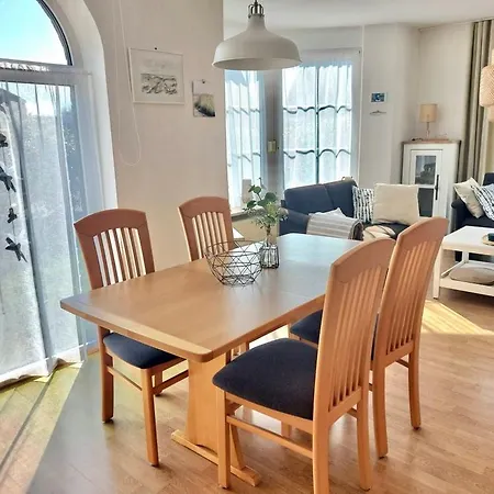 Holiday home Haus Susanne Dornumersiel